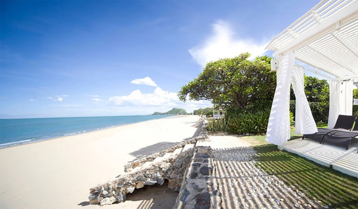 Resorts world maldives resort beach tropical private most around hotel sea destination exclusive international set share occitane